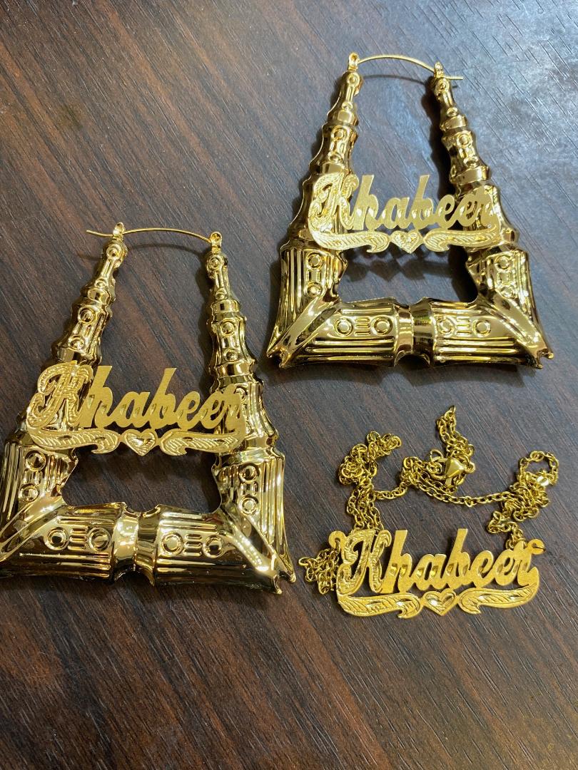 personalized bamboo 3 inch doorknuckles earrings name necklace set