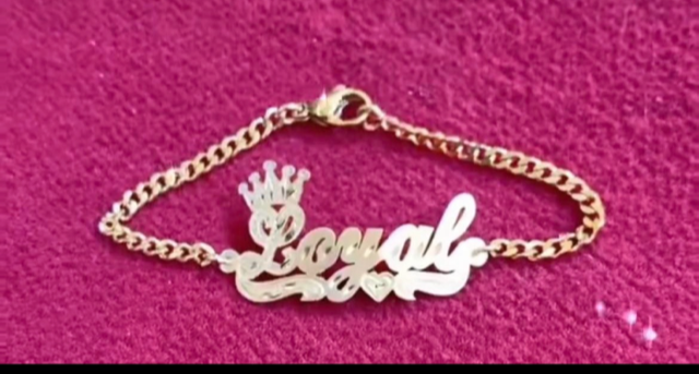 personalized single Name Bracelet name Plate  with crown for kids and adult